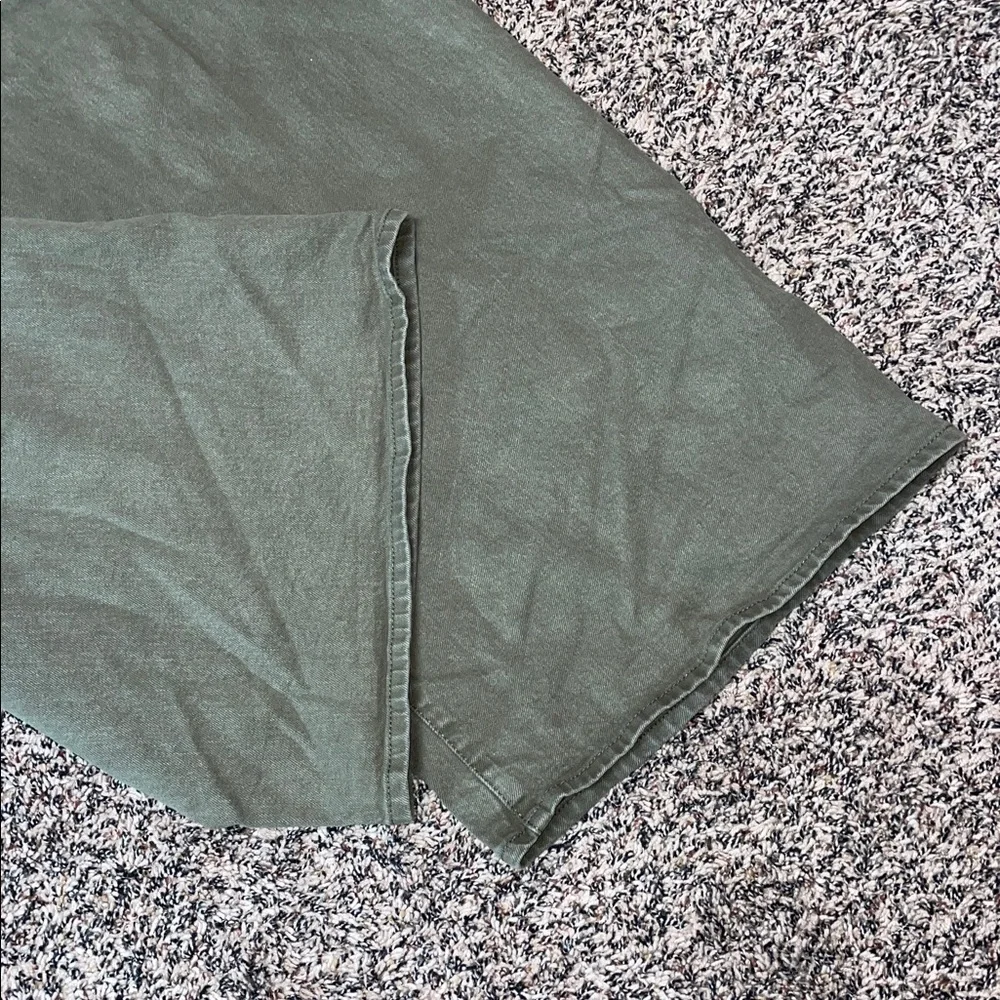 Universal Thread Woman’s Sailor High Rise Wide Leg Plus Size 17 Green Jeans NWT - Picture 5 of 11